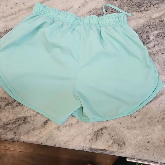 Women’s Nike Short Light  Blue/Green Running  Mefium - Picture 4 of 8